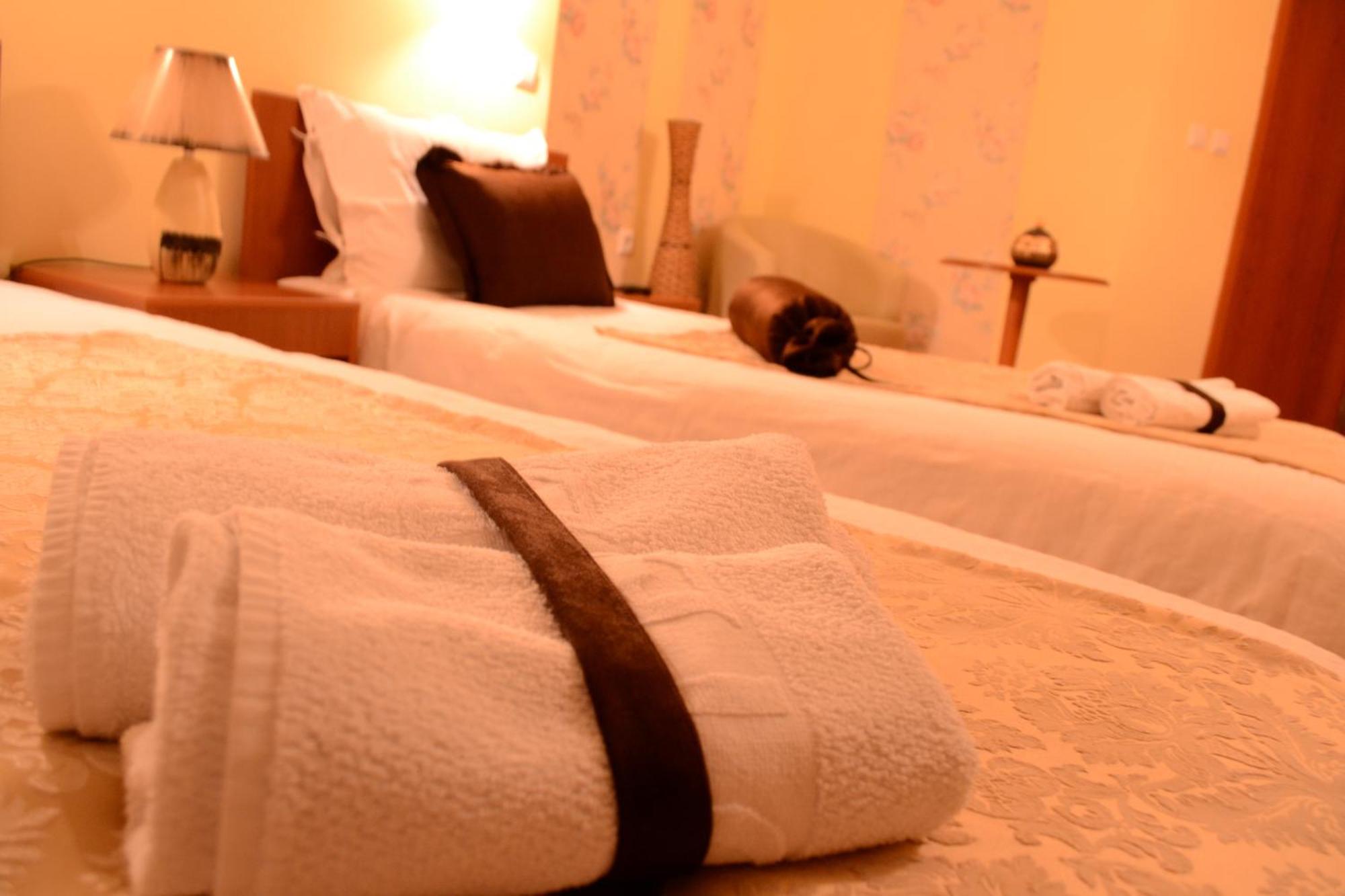 Hotel Pine Skopje Zimmer foto